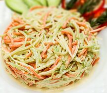 Салат из зеленой редьки