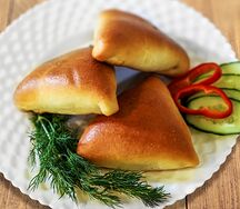 Пирожок с капустой