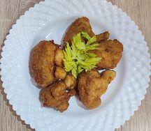 Цветная купуста, жаренная в сухарях