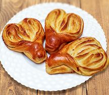 Плюшка творожная