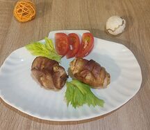 Рулетики куриные с беконом