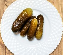 Огурцы соленые