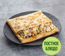 Блин постный с Оливье