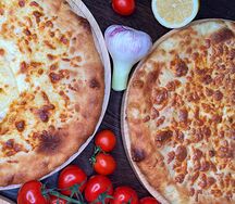 Хачапури по-мегрельски и пирог с картошкой и сыром
