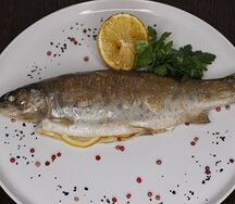 Форель радужная запечённая