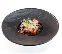 Паста Арабьята с чернилами каракатицы