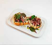 Брускетта с ростбифом