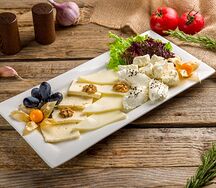 Ассорти кавказских сыров