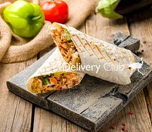 Шаурма в тандырном лаваше