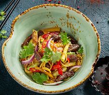 Лапша Яичная с говядиной