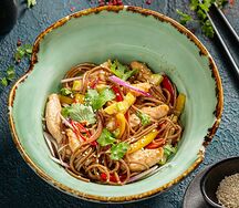 Лапша соба с курицей