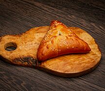 Пирожок с мясом