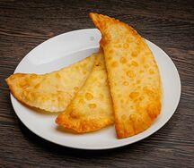 Мини чебуреки с сыром и зеленью