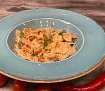 Фарфалле с курицей