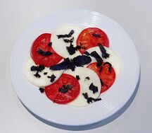 Салат Капрезе