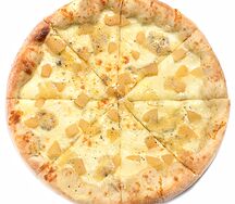 Пицца с грушей и голубым сыром
