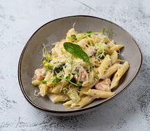 Пенне с брокколи и лососем