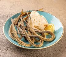 Сарган жареный на масле