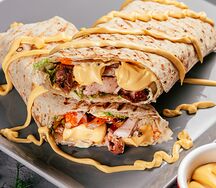 Сырная шаурма с курицей