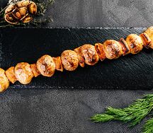 Картофель на мангале с салом