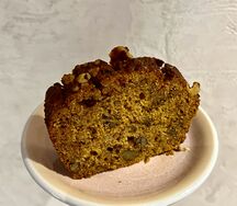 Кекс морковный с орешками