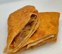 Блин с яблоком и корицей