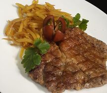 Стейк из свинины с картофелем