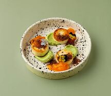 Сырники с фисташковым кремом и хурмой New