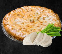 Пирог с сыром и зеленым луком