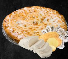 Пирог с картофелем, сыром и грибами
