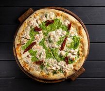 Пицца-Хит с сёмгой, шпинатом и брокколи