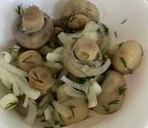 Грибы маринованные