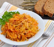 Капуста тушеная