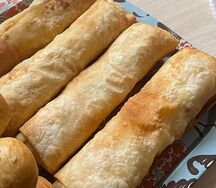 Сосиска в лаваше с сыром