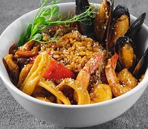 Сингапурский рис с морепродуктами