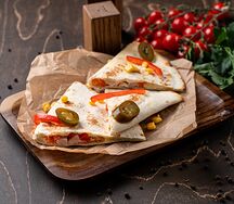 Кесадилья с курицей