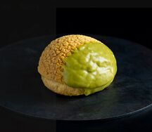 Пирожное Шу матча-маскарпоне