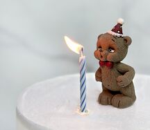 Фигурка из молочного шоколада