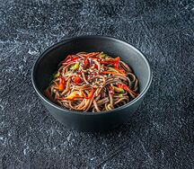 Гречневая лапша с овощами