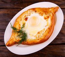 Хачапури по-аджарски