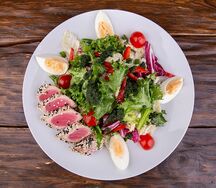 Салат Нисуаз с тунцом