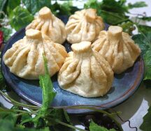 Обжаренные хинкали с бараниной