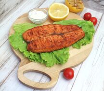 Стейк семги на углях