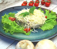 Салат мясной по-бургундски