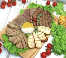 Фирменная мясная нарезка