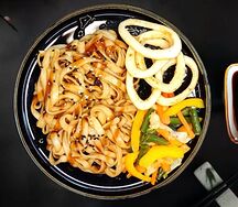 Wok с кальмаром