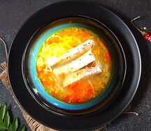 Куриный суп с лапшой