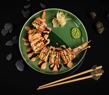 Dragon Salmon Roll