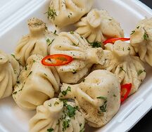 Хинкали с говядиной и бараниной