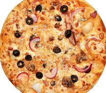 Пицца Дары моря с соусом том ям (Малая)